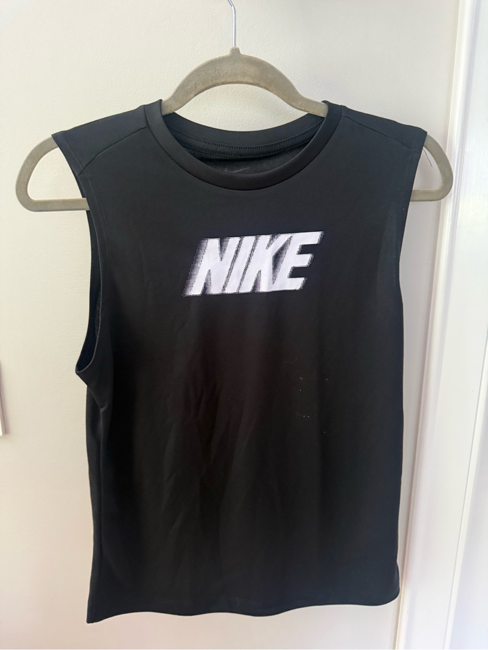 NIKE Black Sleeveless Boys Shirt